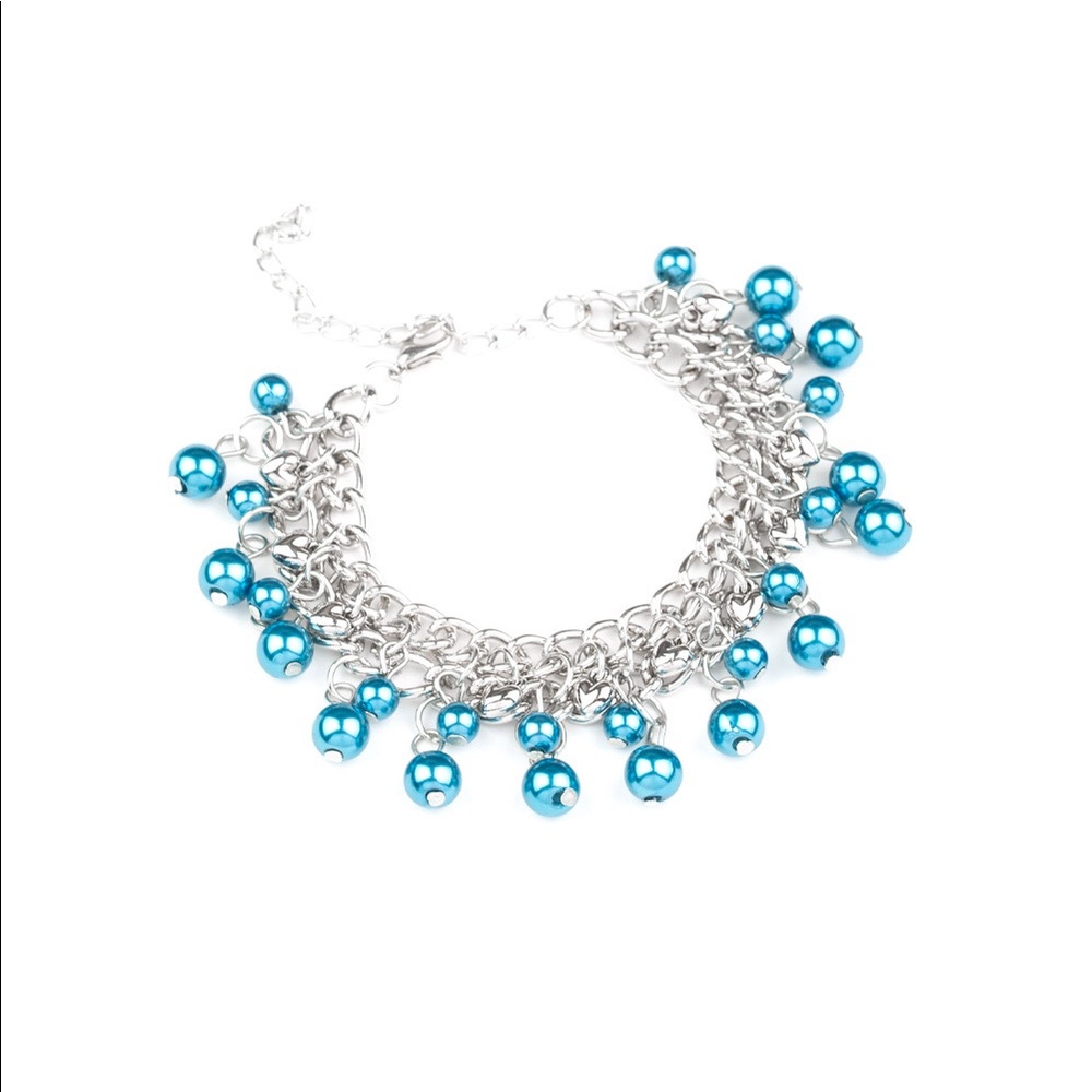⤵️PRICE! PAPARAZZI Duchess Diva - Blue